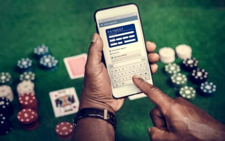 A Guide of the Benefits When Playing Mobile Casino